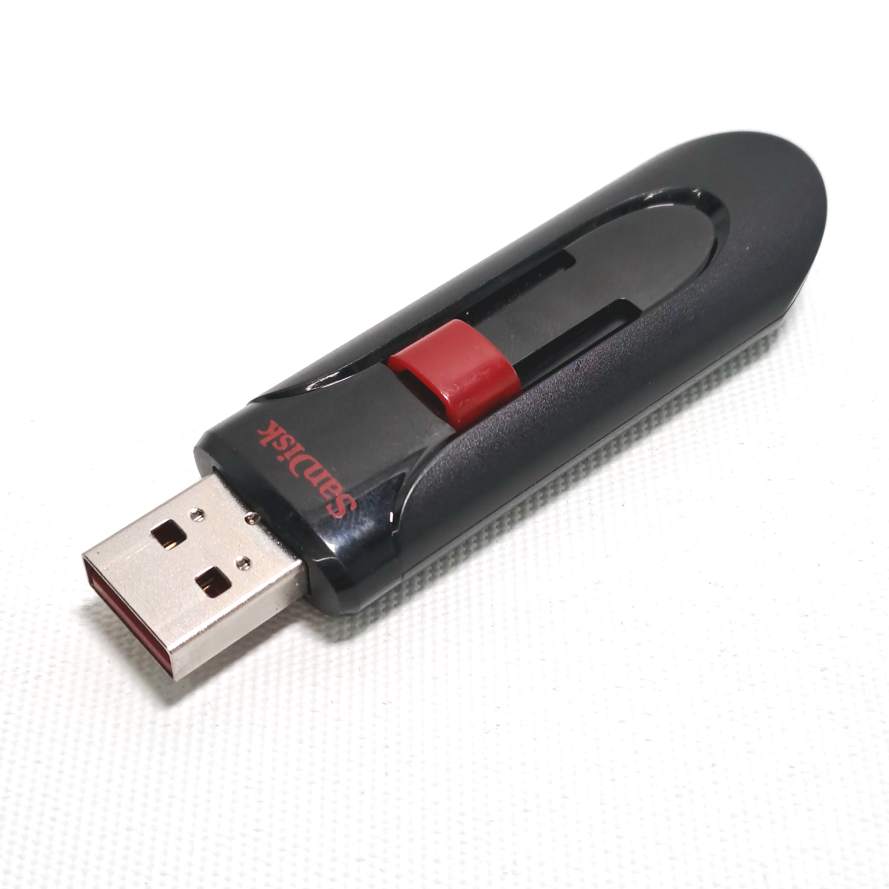 SanDisk Cruzer Glide 64GB USB2.0 Flash Drive