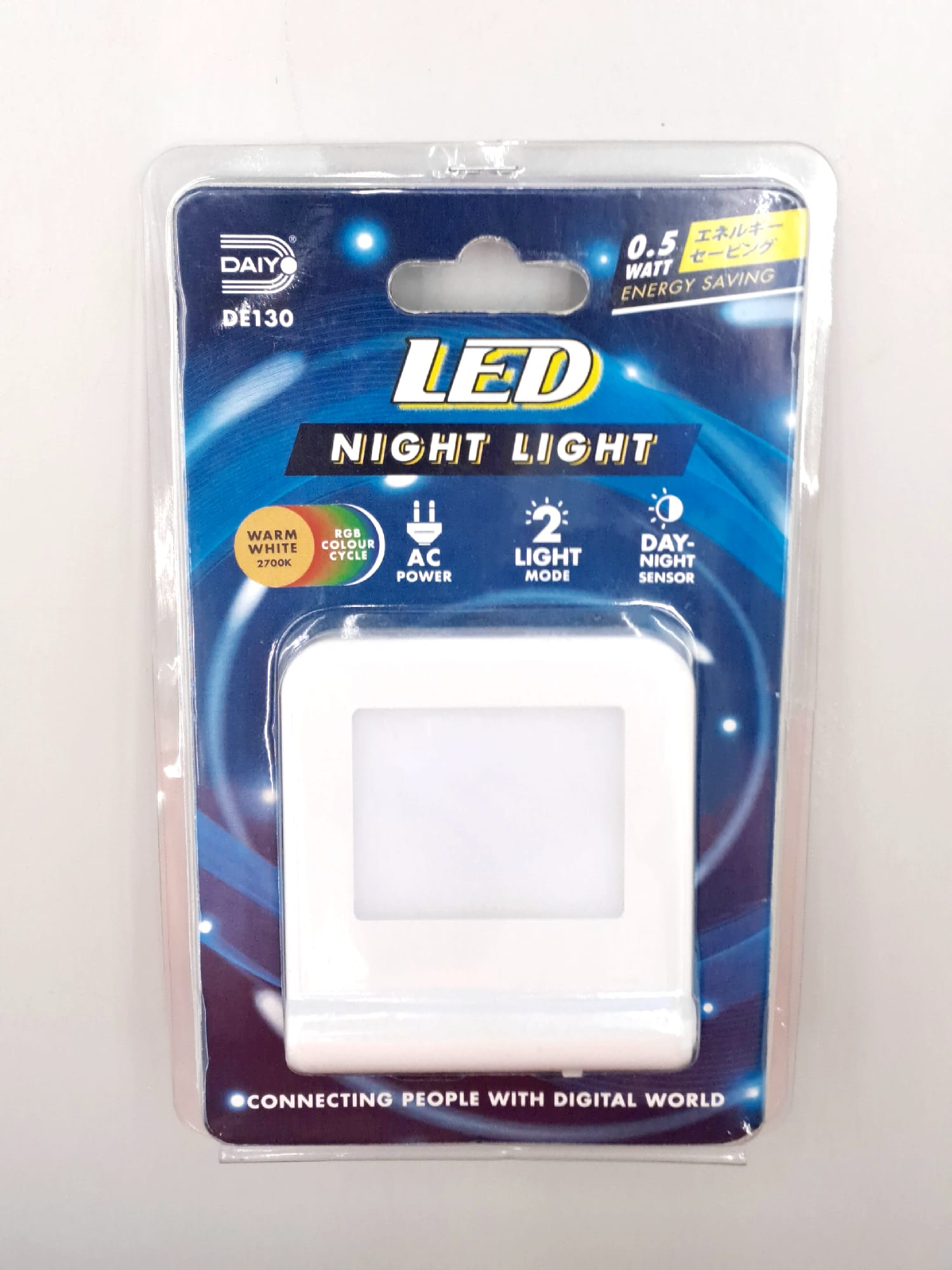 Daiyo LED Night Light 2 Light Modes & Day/Night Sensor