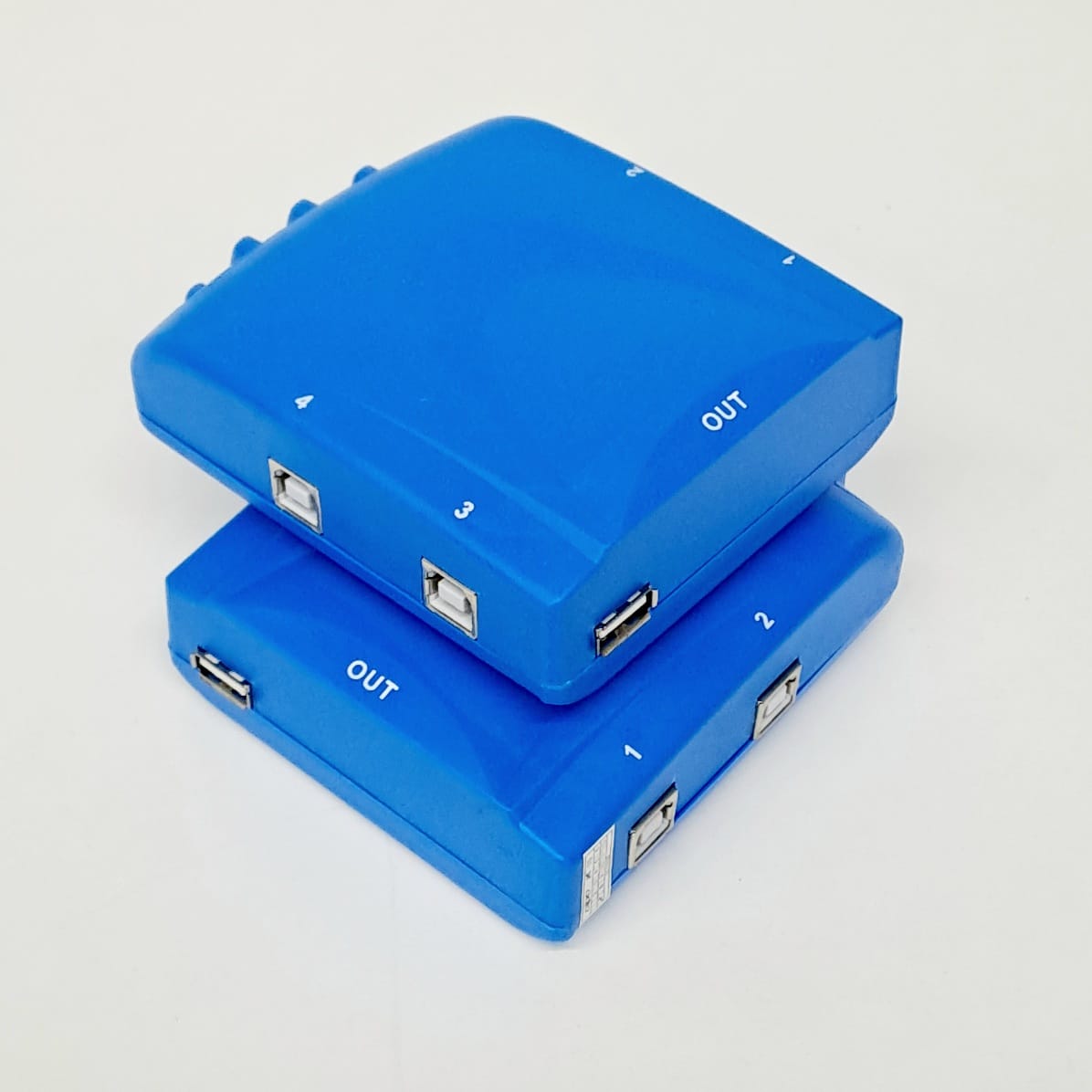 DP-1A4B-C USB-A In USB-B Out 4 Way Switch Box PVC